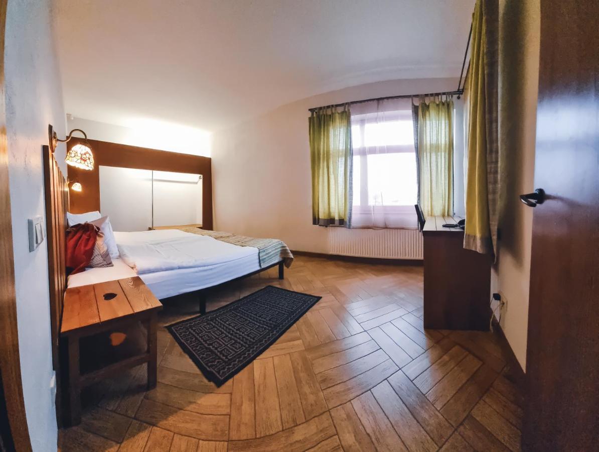 Hotel Kapteinu Osta Salacgrīva Esterno foto