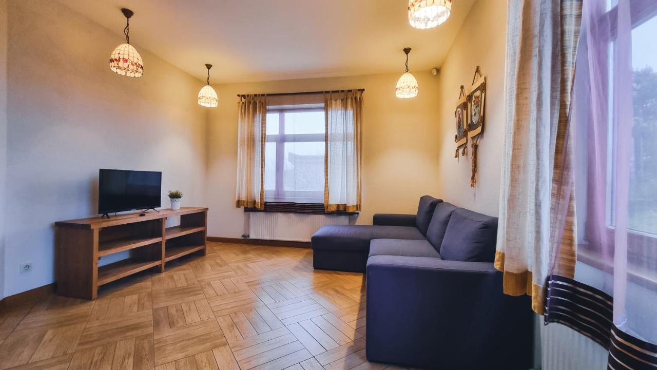 Kapteinu Osta Salacgrīva Esterno foto