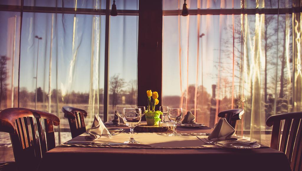 Hotel Kapteinu Osta Salacgrīva Esterno foto